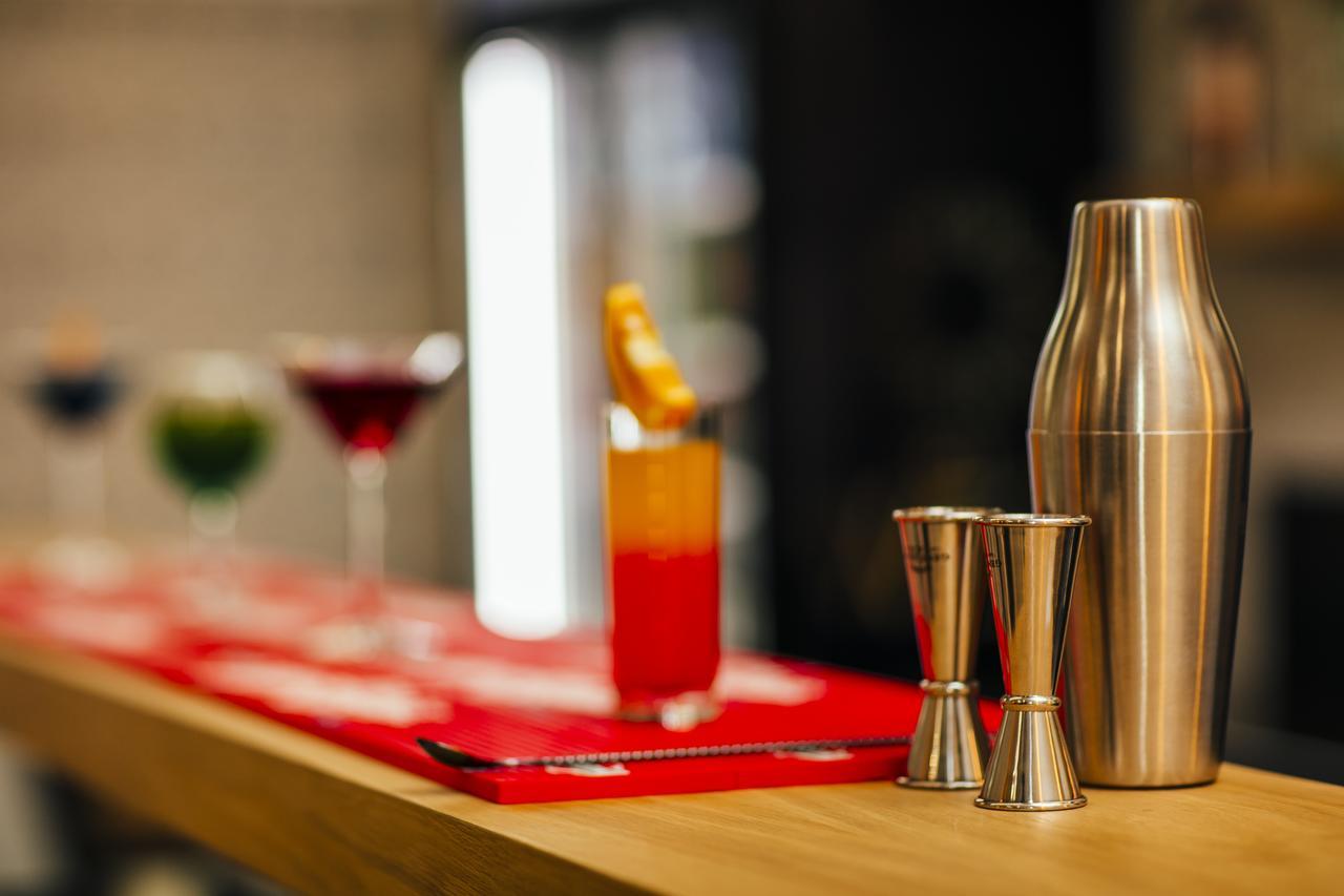 Hotel West Батуми Экстерьер фото